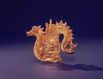 海の怪物「ケトス」（金） 作： Scythian